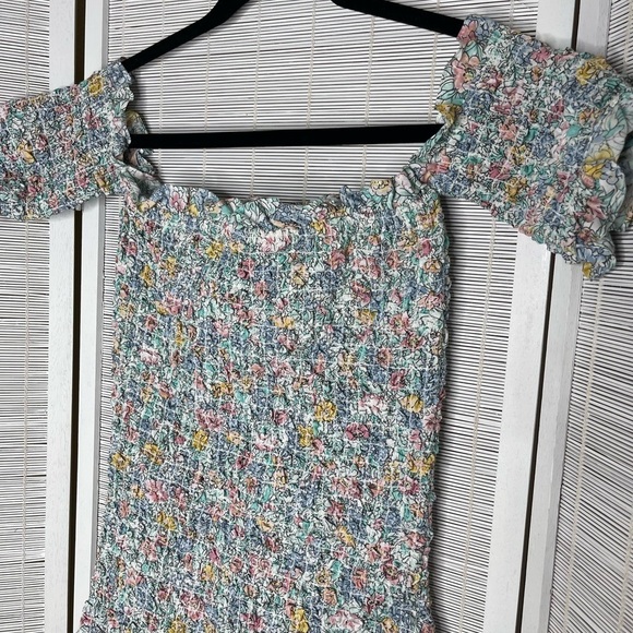 Petersyn Benson Off Shoulder Smocked Floral Mini Dress Blue Pink Size S NWT - Picture 2 of 8